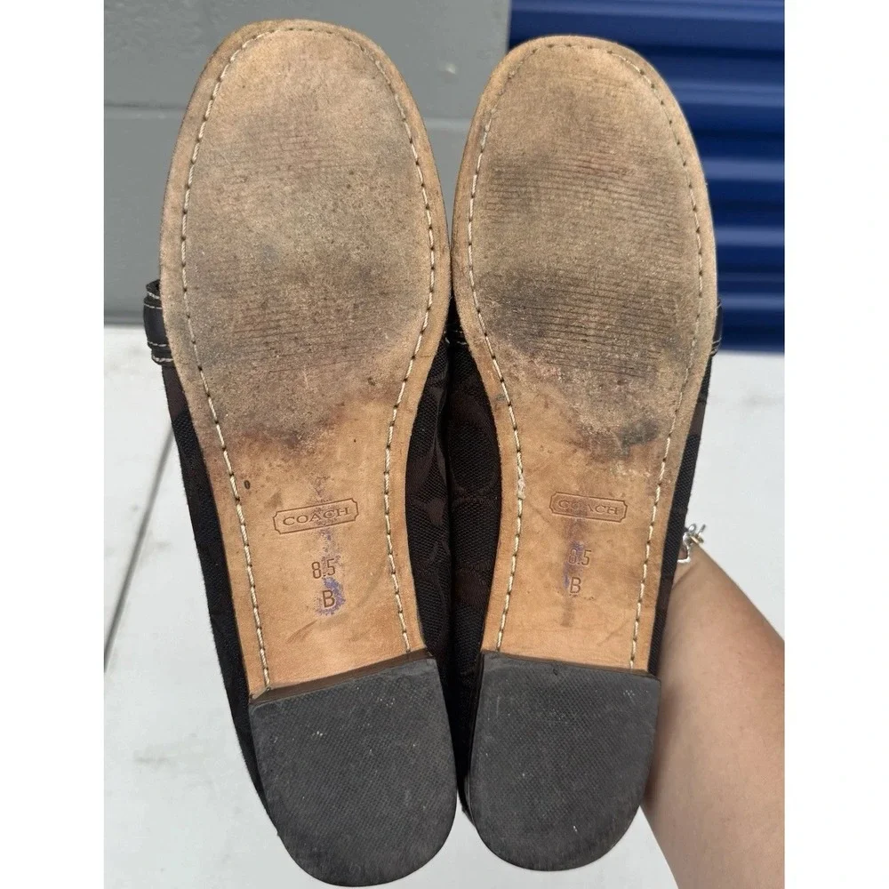 Coach Womens Loafers Chocolate Brown Signature Logo Gold Hamptons Hardware 8.5